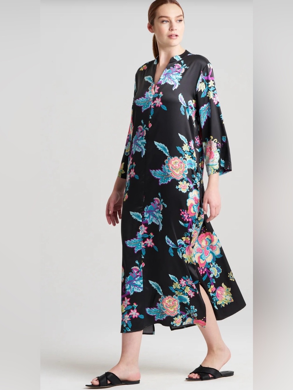 Natori Festival Satin Zip Caftan